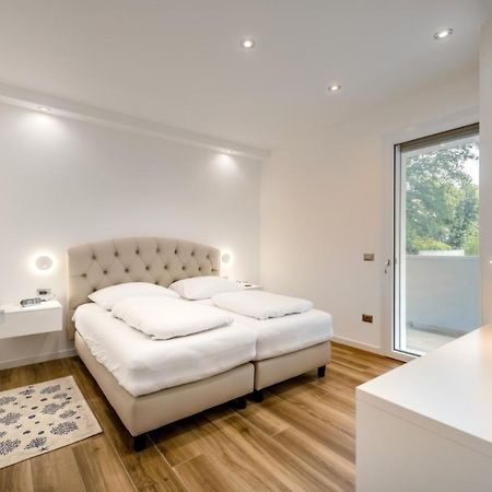 Ferrari Apartments Ponente 卡奥莱 外观 照片