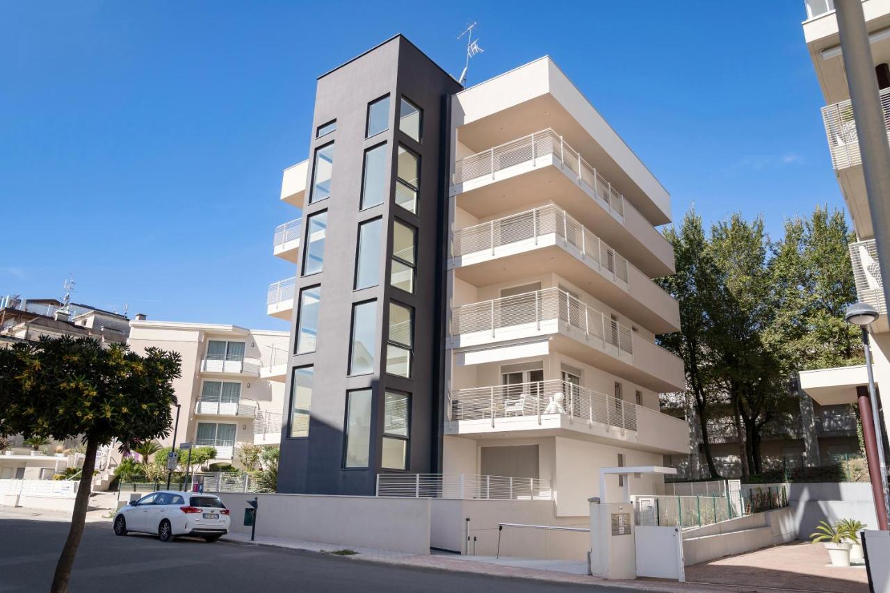 Ferrari Apartments Ponente 卡奥莱 外观 照片